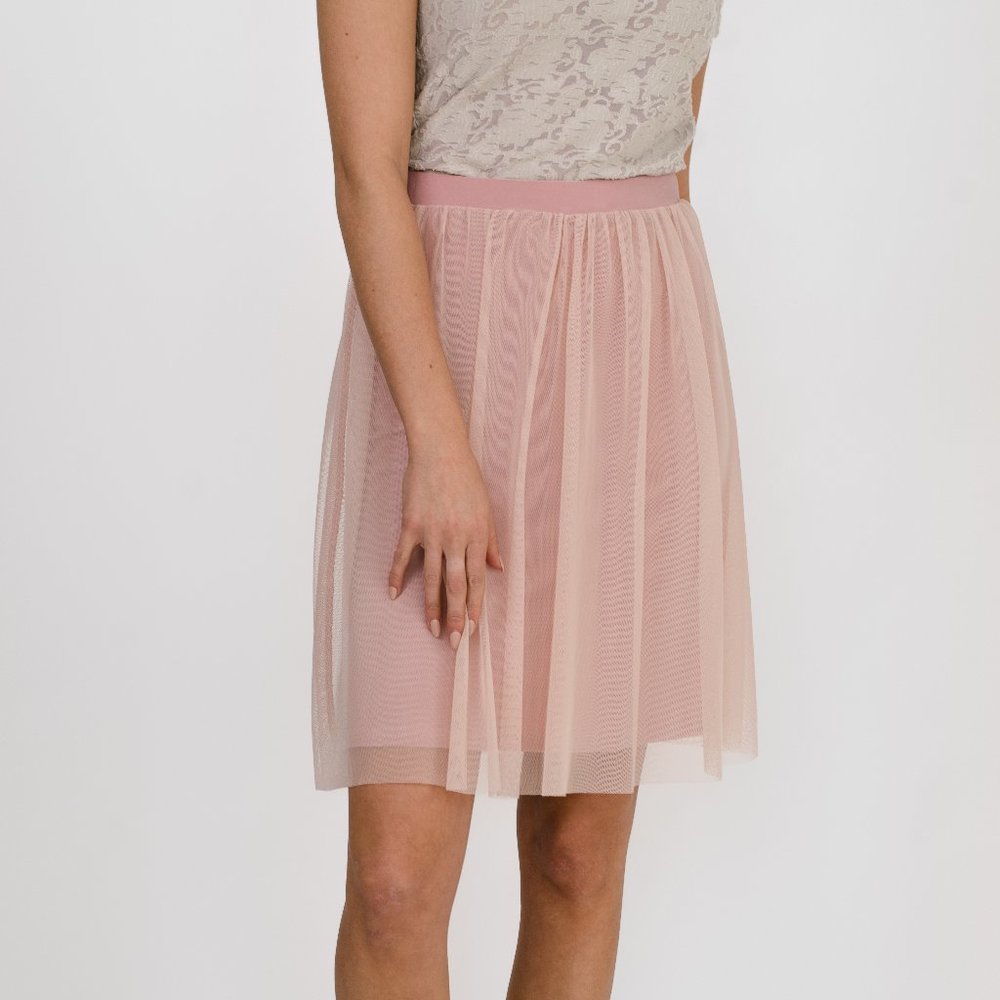 Pink skirt ,mesh fabric and elastic waistband